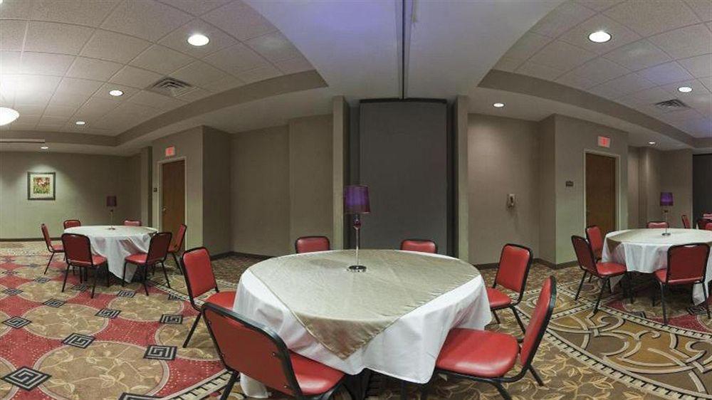Holiday Inn Carbondale - Conference Center By Ihg Zewnętrze zdjęcie